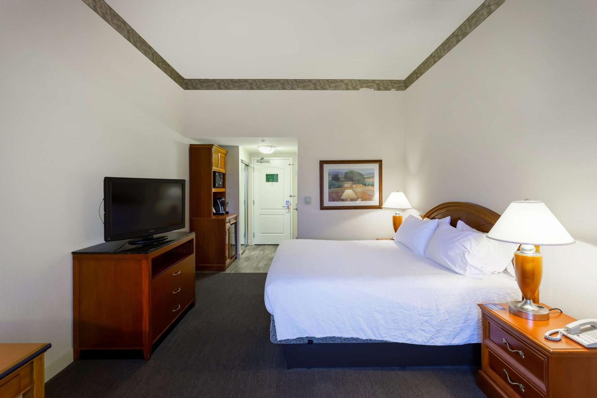 Hilton Garden Inn Уустер Екстериор снимка