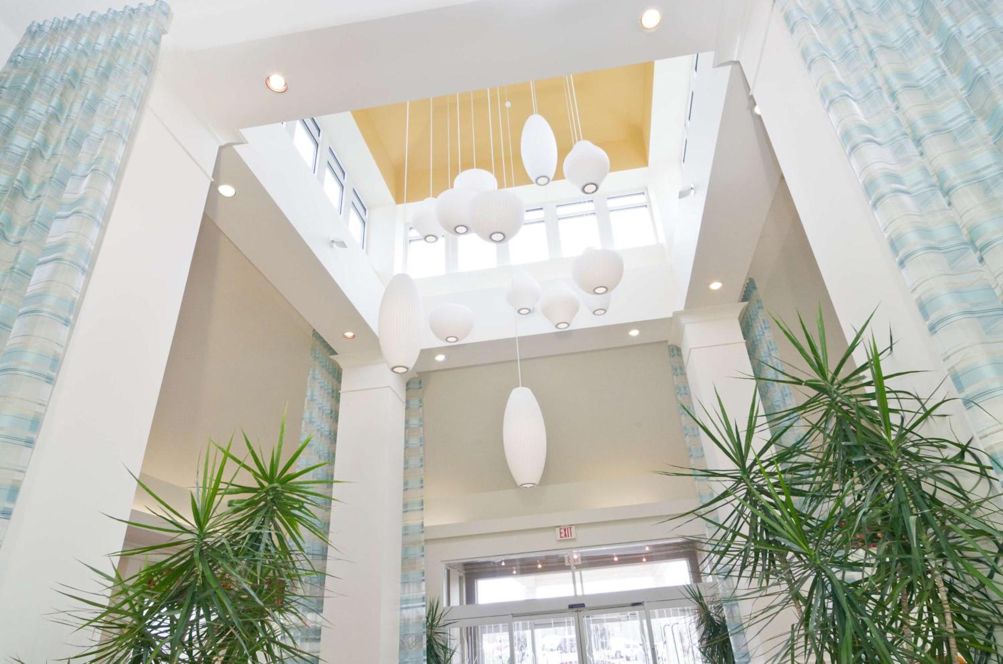 Hilton Garden Inn Уустер Екстериор снимка